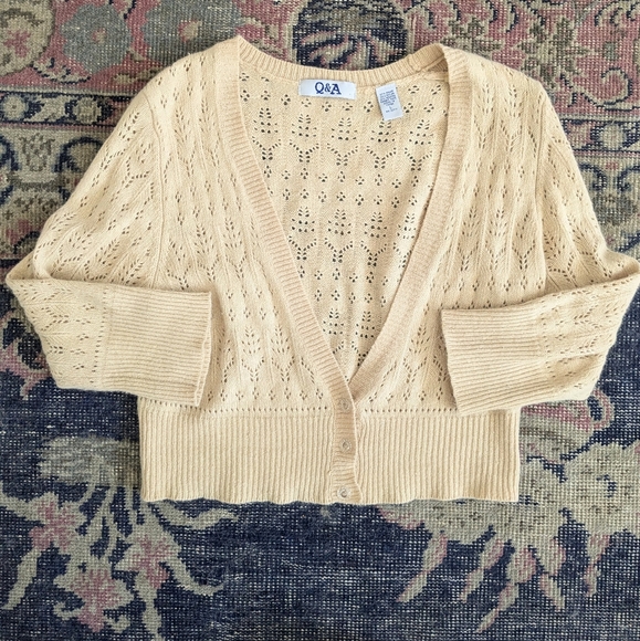 Q & A Sweaters - Y2K Cropped Knitted Cardigan